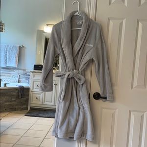 Calvin Klein robe